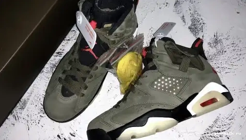 Air Jordan CN1084-200 Scott CN1084-200 6 Retro Travis 0701